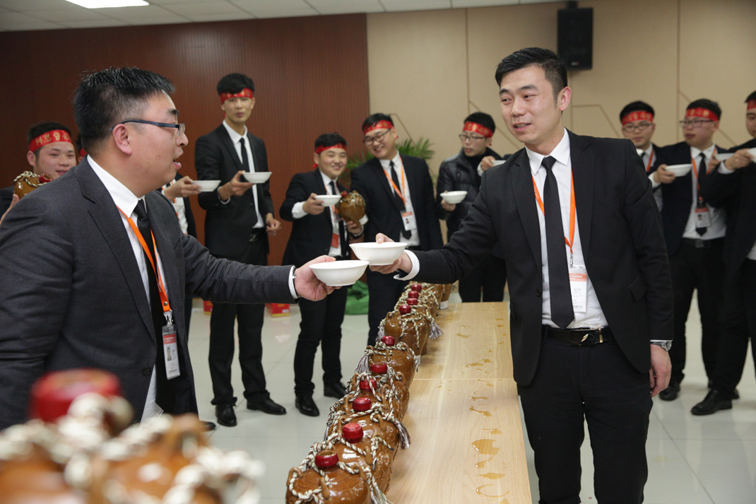 八年磨礪，劍指17——科恩電器2017年誓師大會隆重舉行