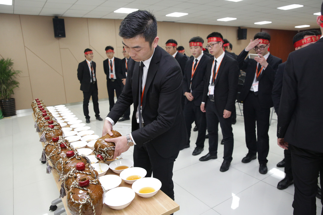 八年磨礪，劍指17——科恩電器2017年誓師大會隆重舉行